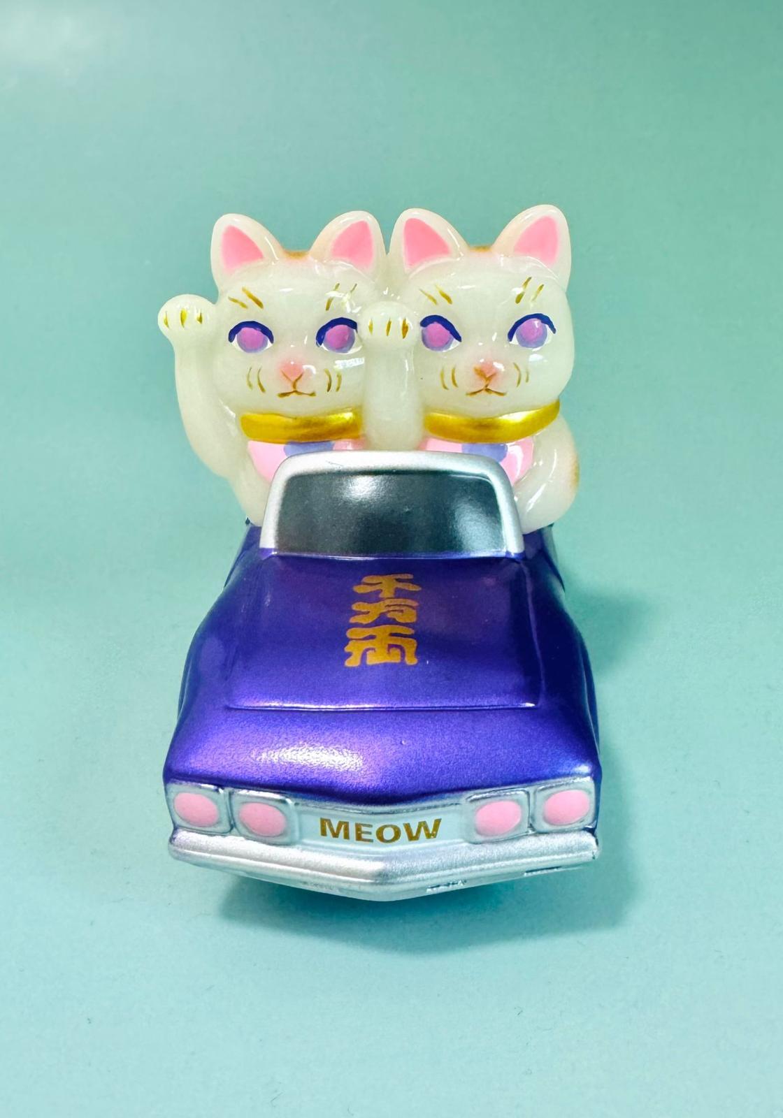 泰國Sofubi策展團隊Codecorner(展位編號:3C-Z03)聯合十位藝術家打造「我們都是猫」專區,多款限定貓主題設計商品現場首發。