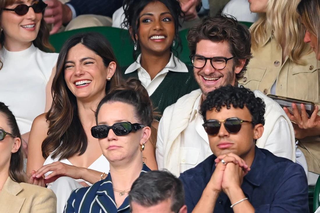 「蜘蛛俠」安德魯卡菲戀上《壯志凌雲2》女星 情侶裝睇溫布頓