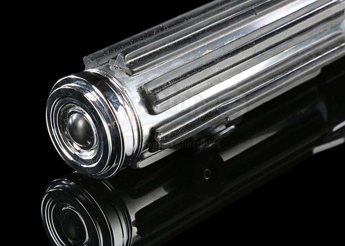 《星球大戰》黑武士「光劍」拍賣 估價高達2,000萬港元