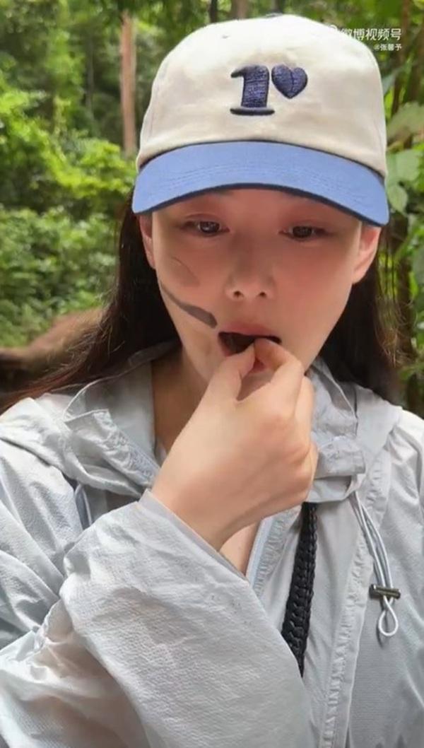 活生生放入口。