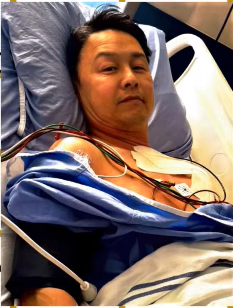 鄭敬基公開5月拍下的病床照。