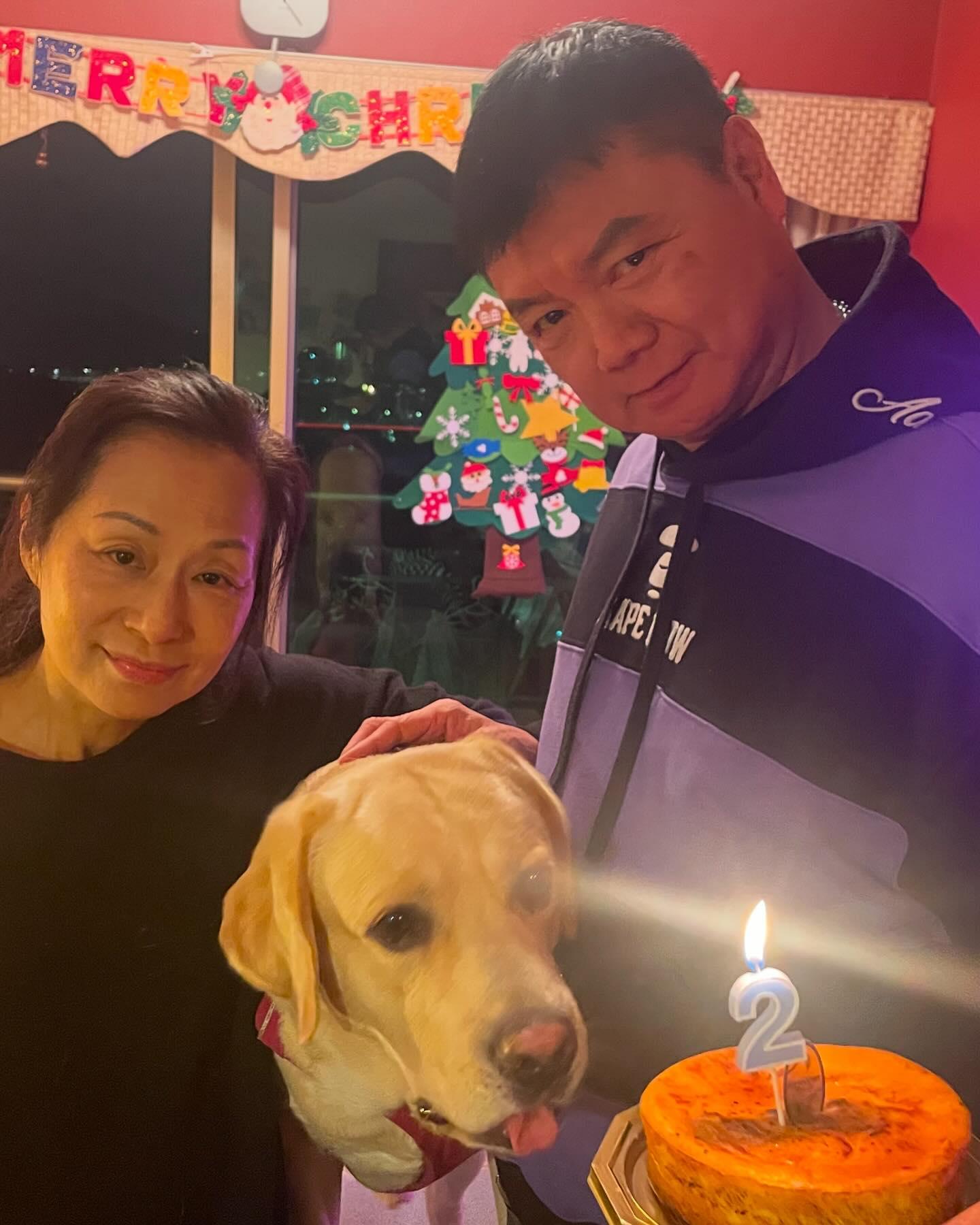 艾威太太陳美玲於5月18日因肝癌離世。