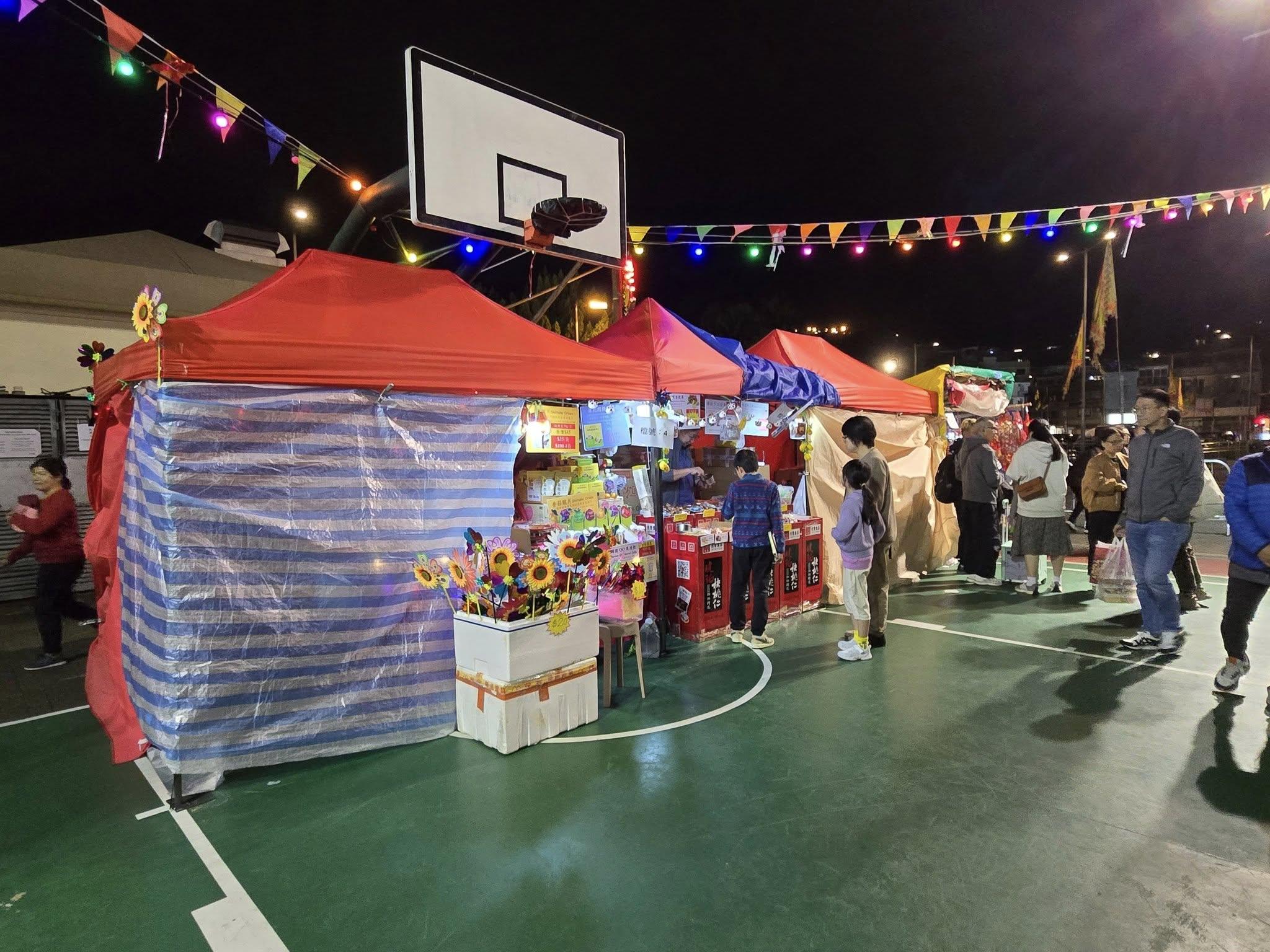 西貢萬宜遊樂場花市入場人次持續偏低,明年將會停辦。(西貢將軍澳討論區FB)