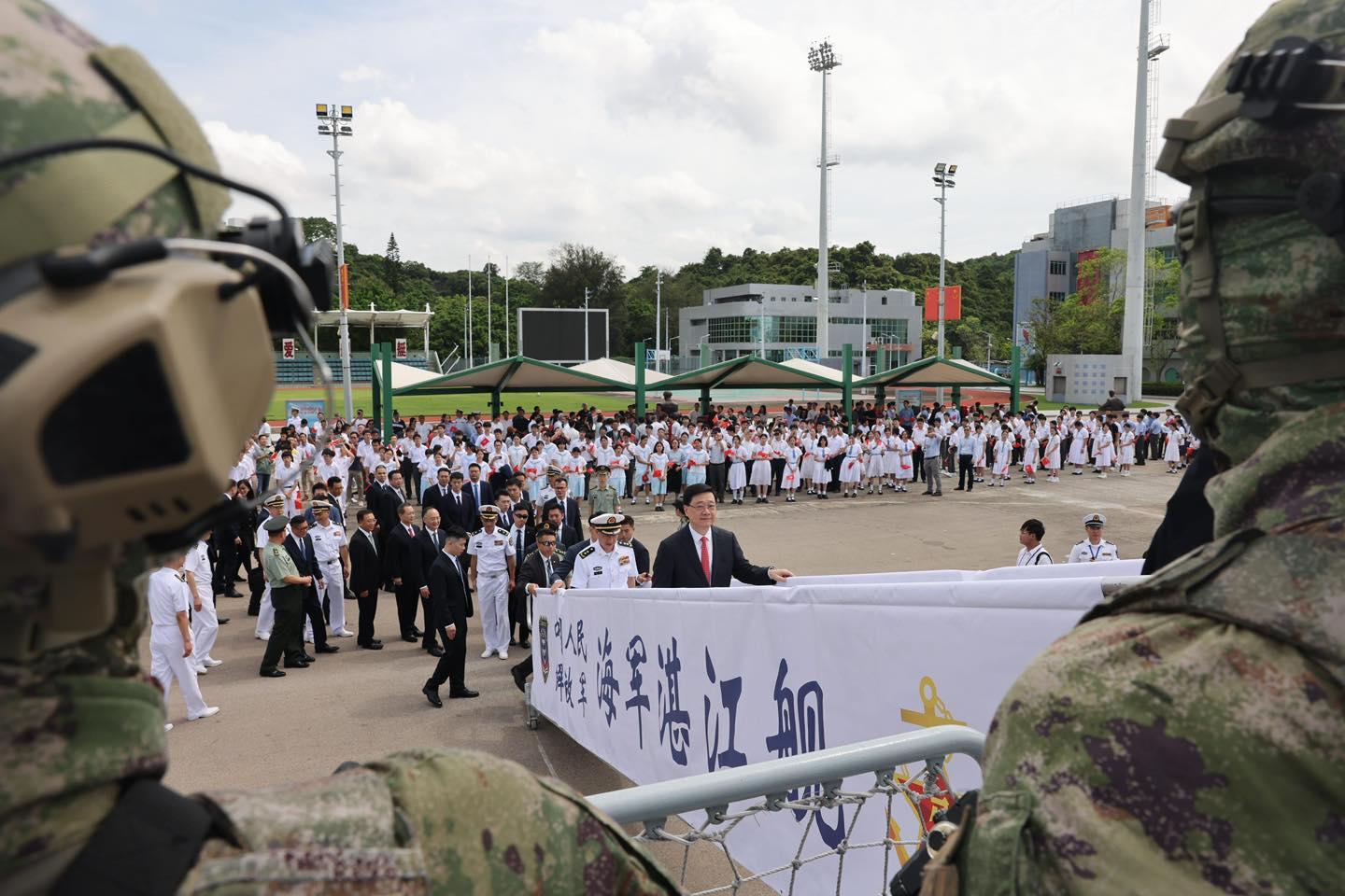 山東艦訪港|抵港訪問5日市民海岸觀賞 李家超:振奮人心代表國家安全固若金湯(多圖)