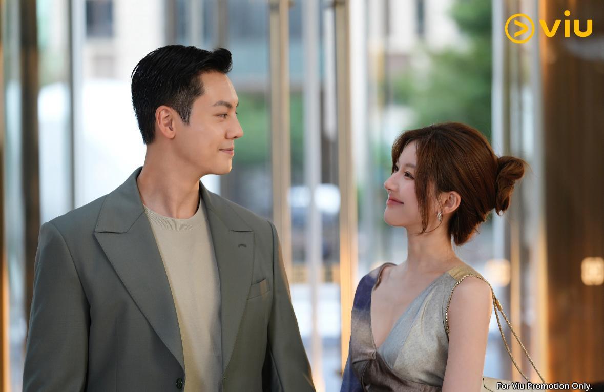 由陳偉霆和趙露思主演的現代愛情故事《許我耀眼》即將在Viu播放。