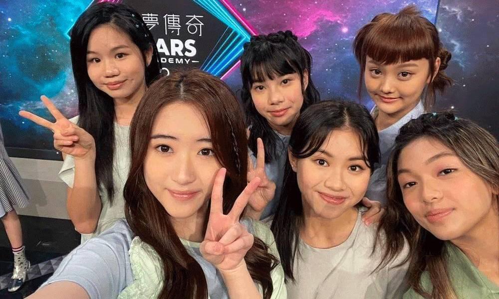 XiX最初有6位成員。