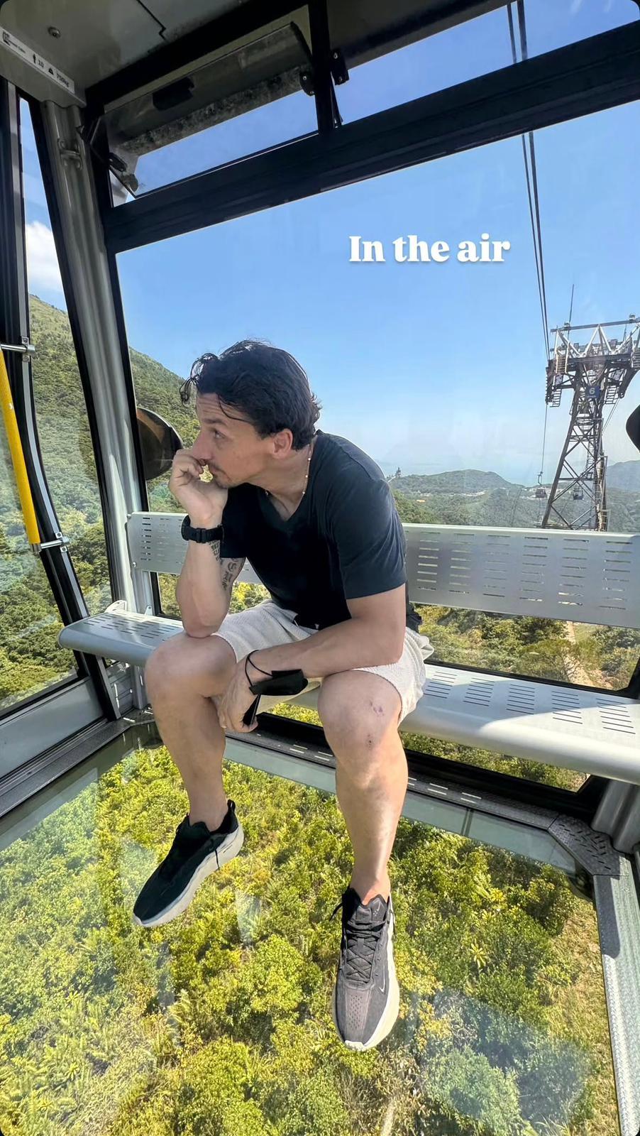 國際足球壇傳奇、瑞典神鋒「呂布」伊巴謙莫域雖到訪昂坪360及天壇大佛 來源: 伊巴 Instagram