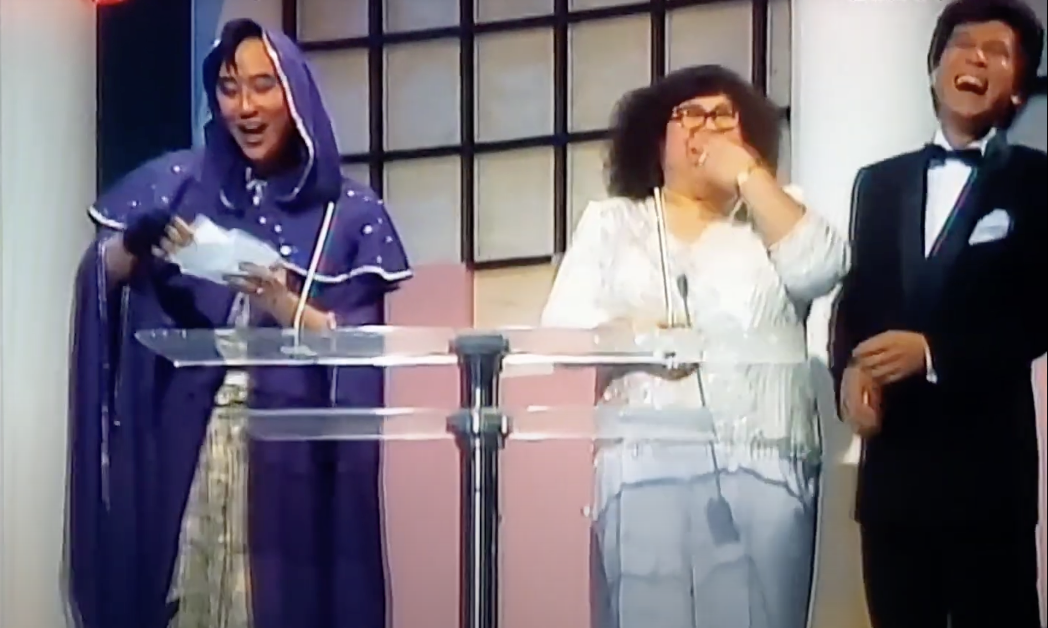 羅浩楷有一次扮梅艷芳更令到沈殿霞同何守信忍俊不禁。