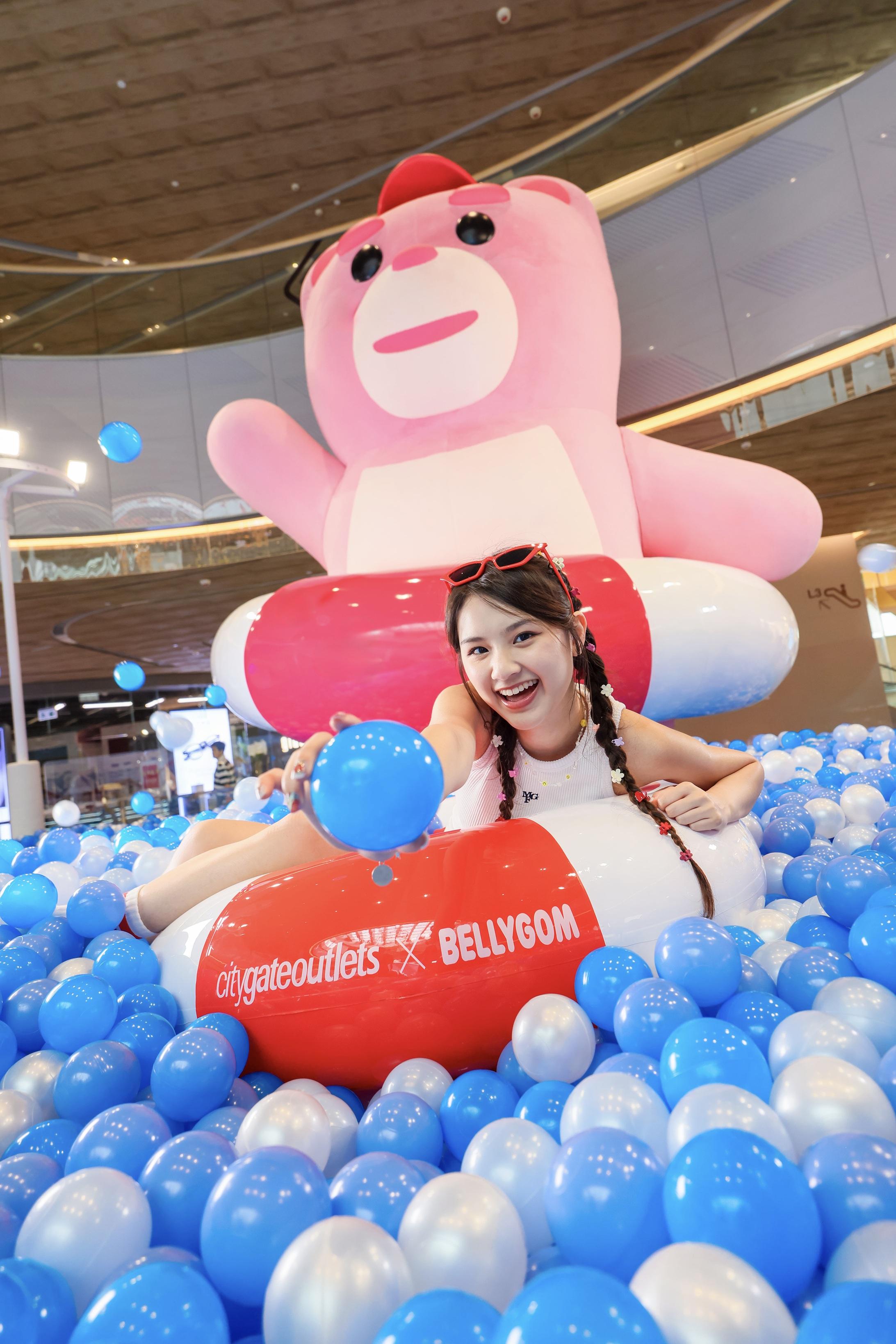 6大夏日打卡位 - BELLY Dive巨型波波泳池