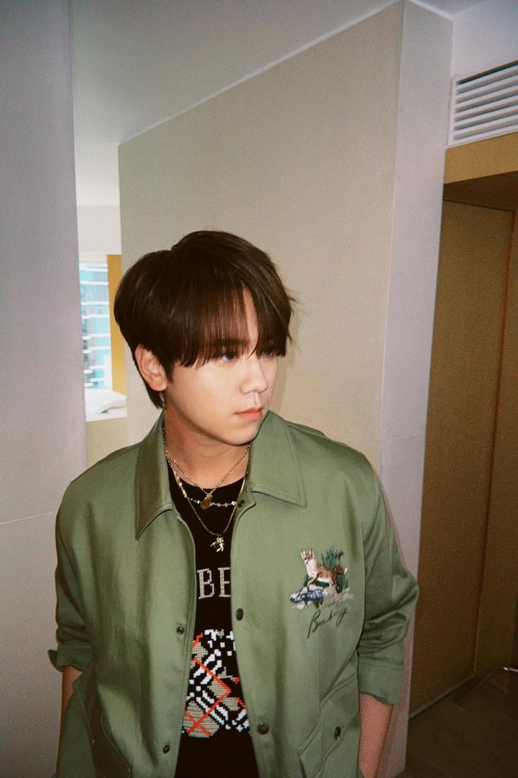 姜濤宣布閉關半個月,連環po靚相。