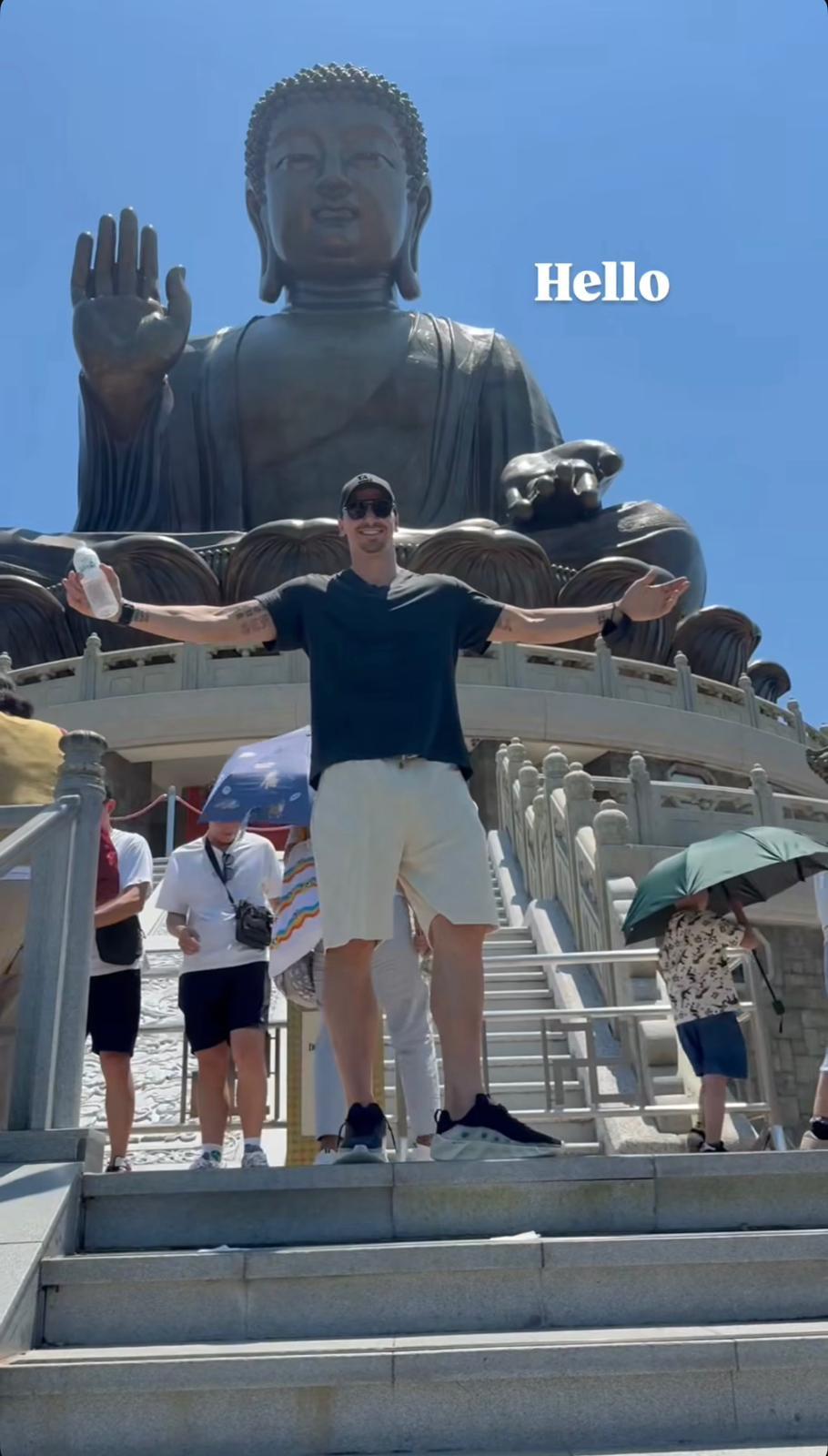 國際足球壇傳奇、瑞典神鋒「呂布」伊巴謙莫域雖到訪昂坪360及天壇大佛 來源: 伊巴 Instagram