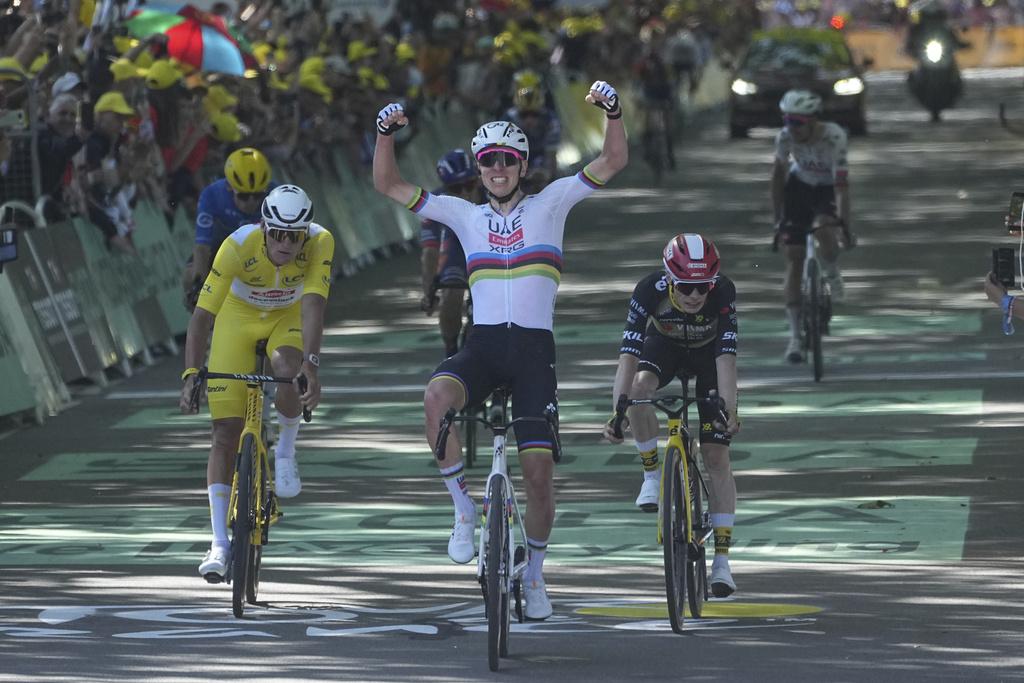 環法|普加卡(Tadej Pogacar)在隊友之助下,贏得第4站冠軍。(美聯社)