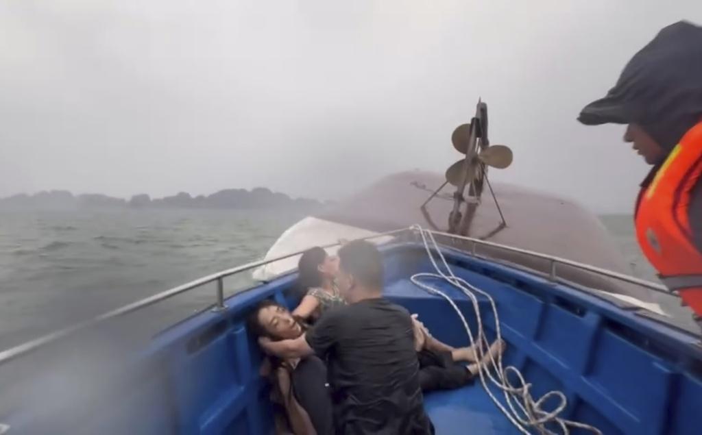 越南下龍灣船難釀最少34死。(美聯社)