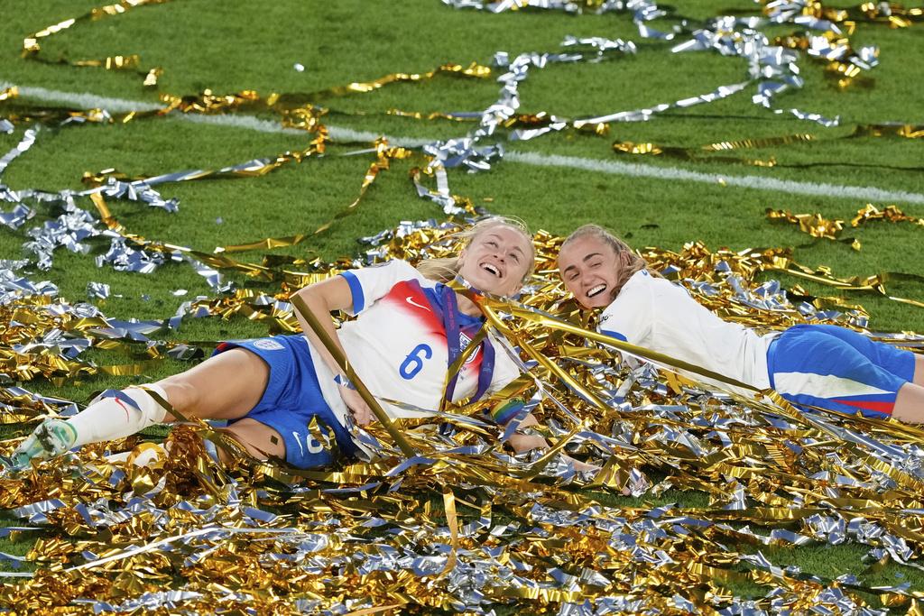 威廉臣(Leah Williamson)場外收入理想。(美聯社)