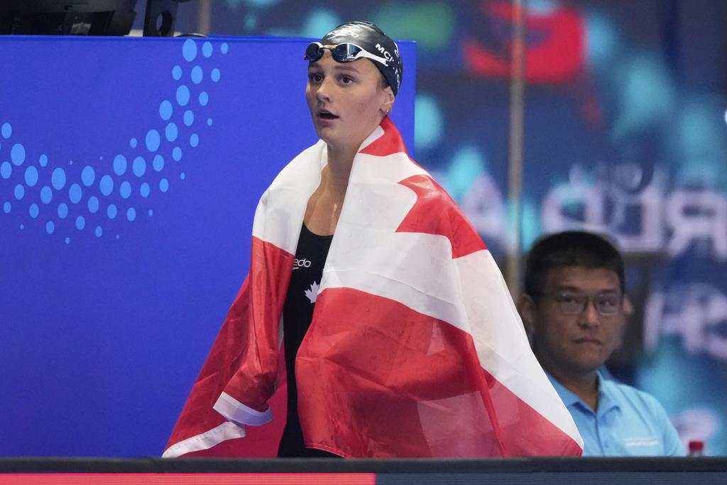 加拿大泳手麥堅杜舒(Summer McIntosh)獨取兩金。(美聯社)