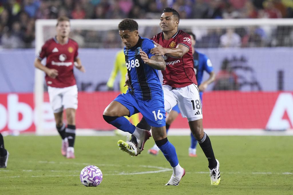 曼聯4:1贏般尼茅夫。(美聯社)