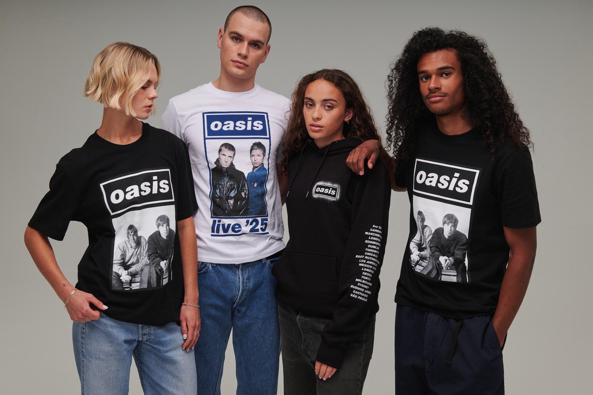 Oasis Live 25 Tour的官方tee,會在場館發售。