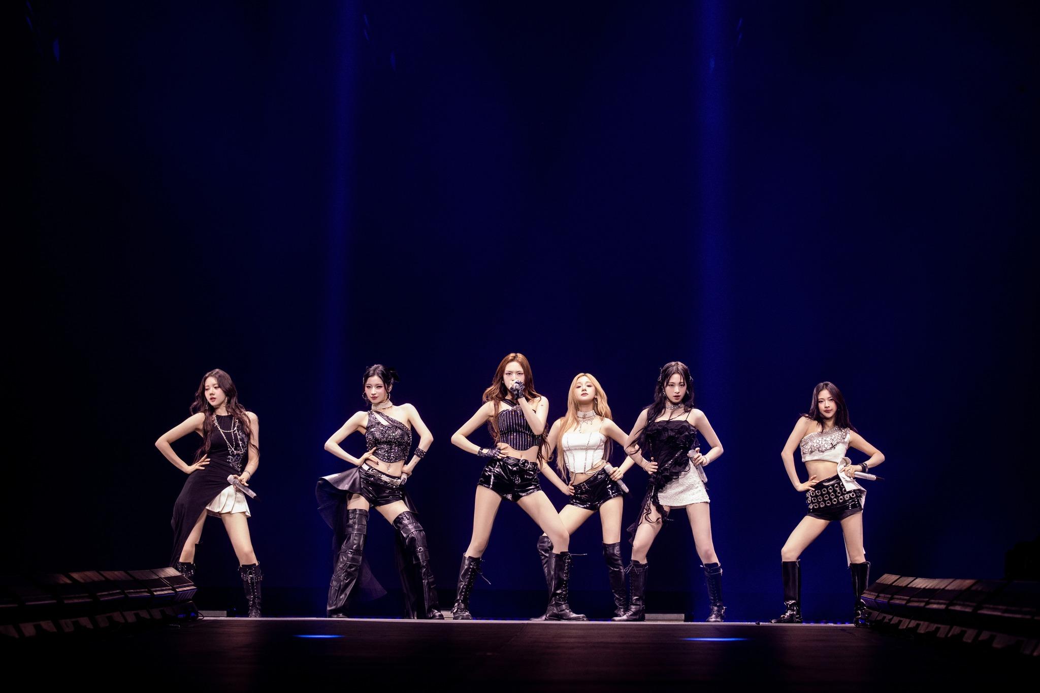 BABYMONSTER正在進行亞洲巡演。