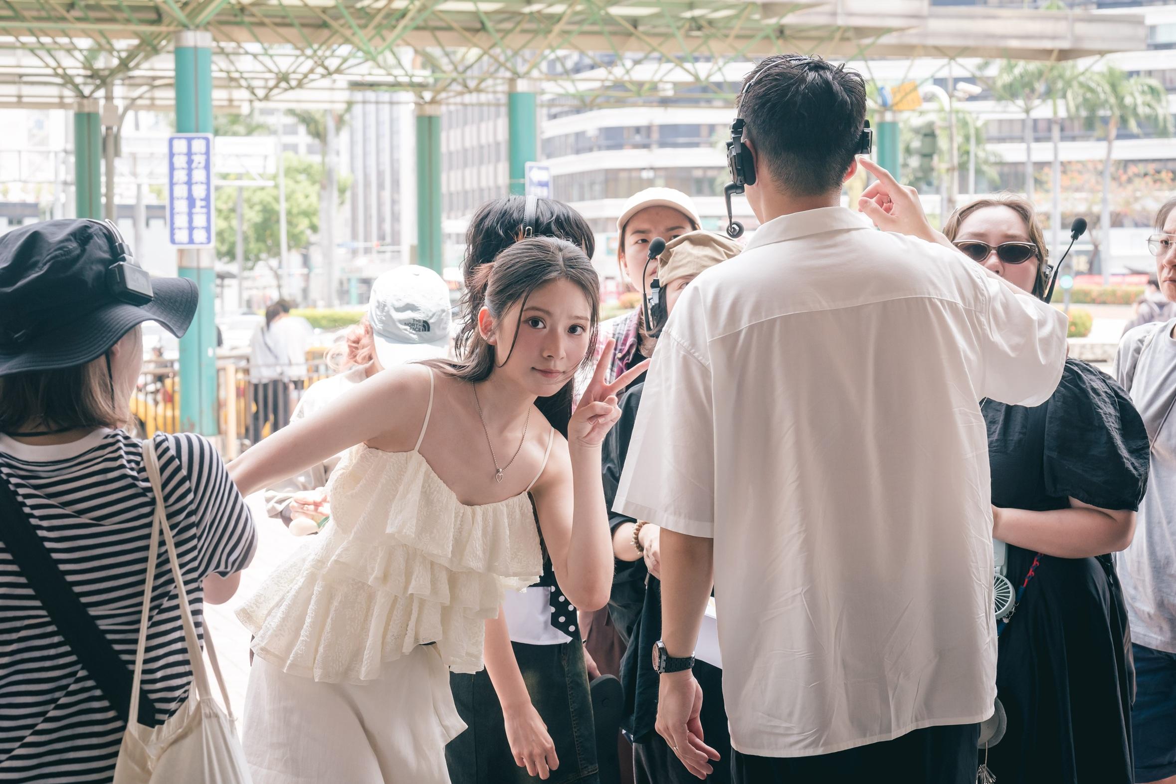 雲浩影特地往台南為新歌《你的損失》拍MV。