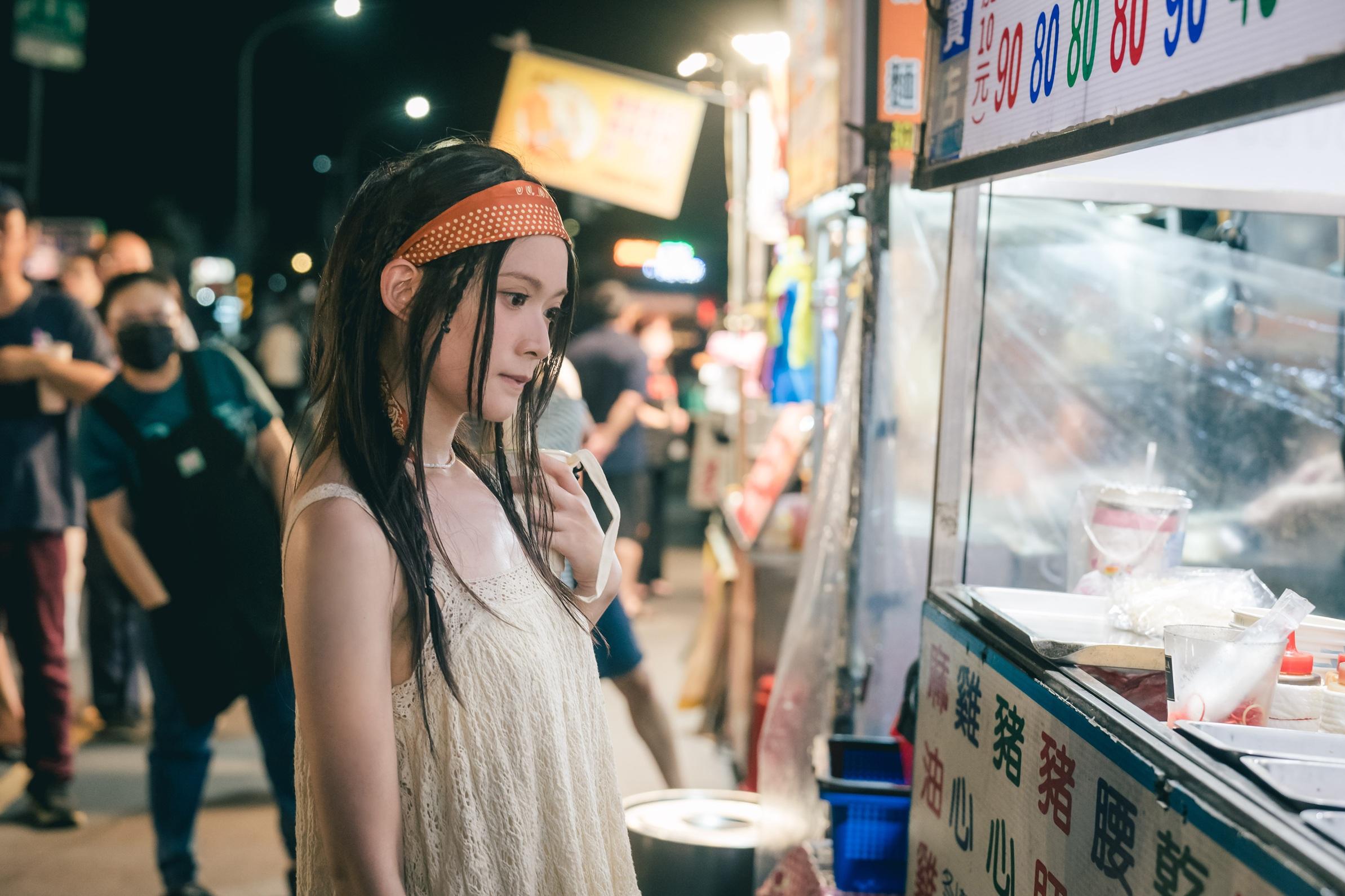 雲浩影Cloud在台南為新歌《你的損失》拍MV期間病倒,無法行食巿「掃街」。