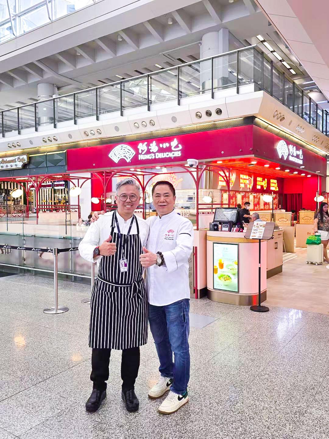 SSP區域廚務長(香港、泰國、菲律賓) 柳烈輝及阿鴻小吃創辦人黎偉鴻 ,為機場店帶來限定叉燒皇及黯然銷魂飯。