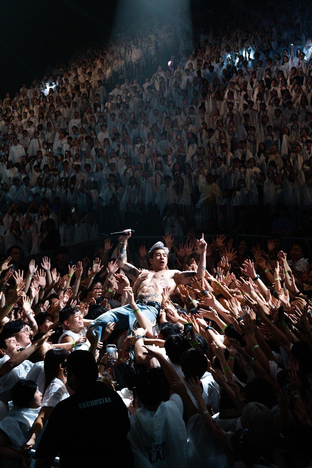 Tyson Yoshi《THE VILLAIN LIVE IN HONG KONG 》演唱會尾場。