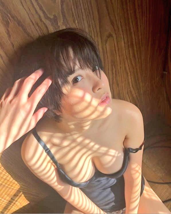 日本AV女優葵司(X@kuisi_)