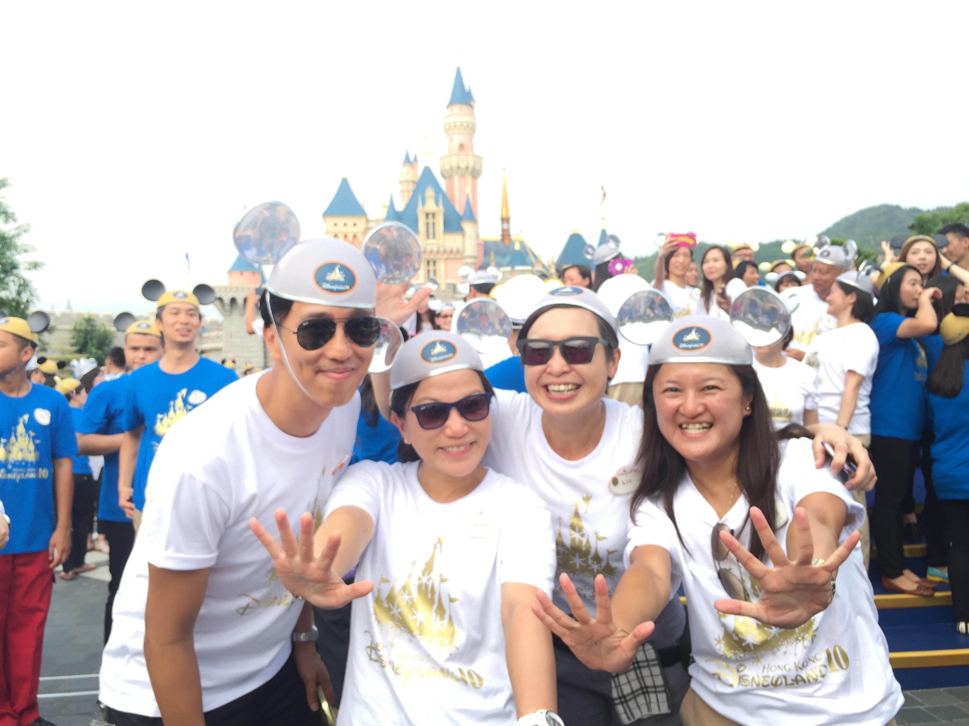 Group Photo Capture at Sleeping Beauty Castle in HKDL 10th Anniversary.jpeg