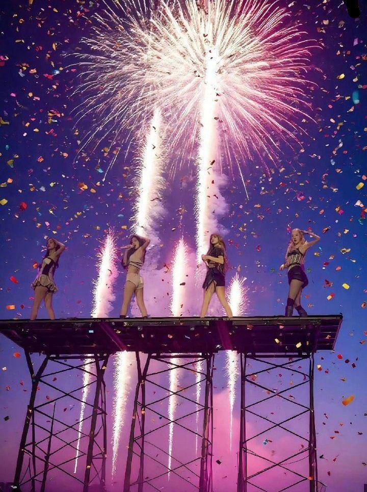 BLACKPINK兩場演出,盛況空前。