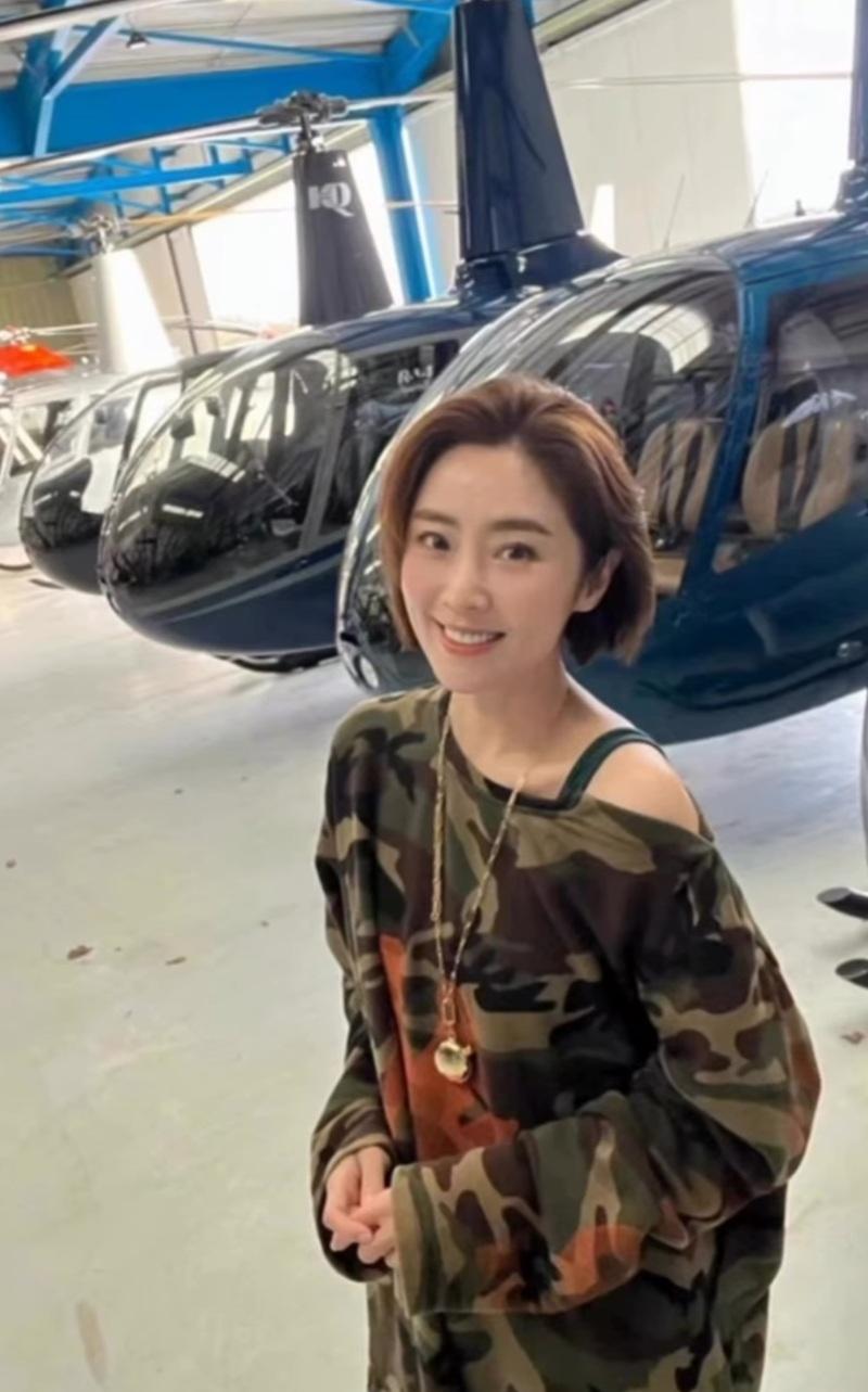 張玉珊醉心飛行,經常到處參與飛行活動。