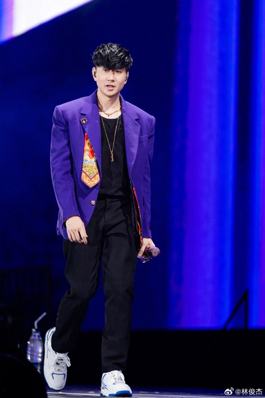 林俊傑透露2024年4月發現心臟出問題,每日需依靠藥物維持健康。