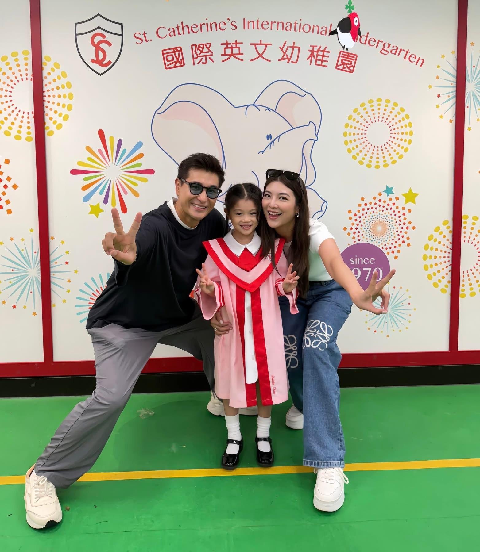 小豬比跟單文柔十足餅印。