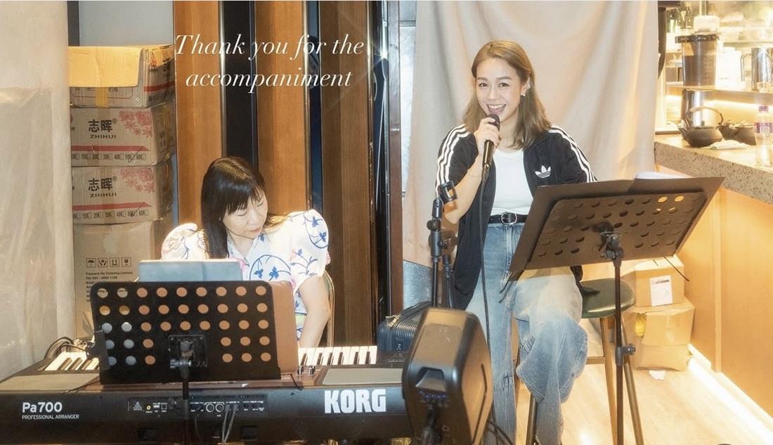 衝破陰影再次面對群眾。