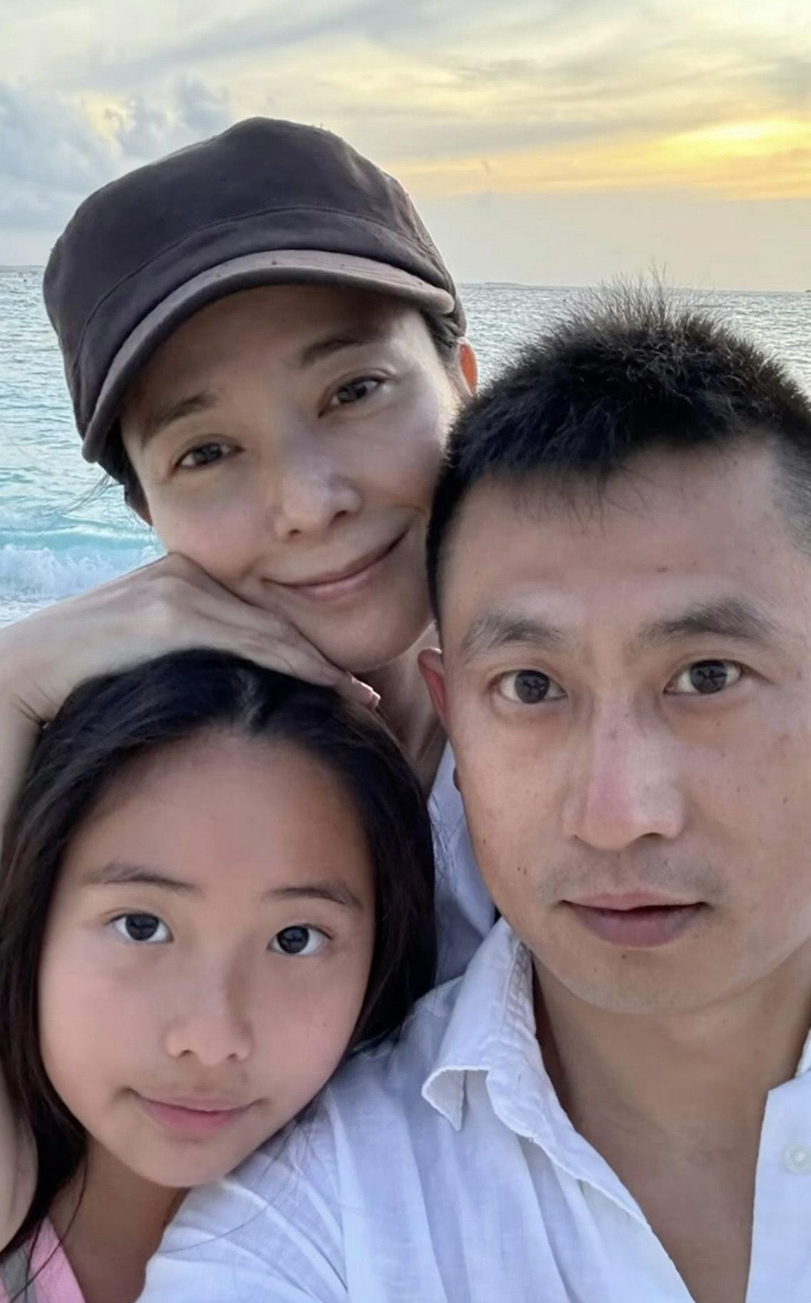 郭羡妮在IG出Post急澄清,力證婚姻關係未變。