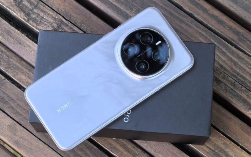HONOR Magic8系列配置曝光 小尺寸機型現身 續航影像再升級!