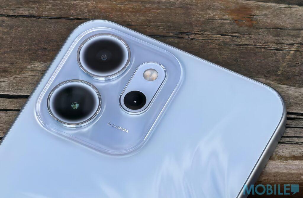 ▲OPPO Reno14F 搭載 5000 萬像(主鏡頭) f/1.8 光圈、OIS 光學防手震、AF 自動對焦 + 800 萬像(廣角鏡頭) f/2.2 光圈 + 200 萬像(微距鏡頭) f/2.4 光圈。並加入水中相機模式能在 1.5 米水深中拍片影相長達 30 分鐘。此外,還加入了AI 畫素超高解析度、AI 消除拖影、AI 消除反光等功能。