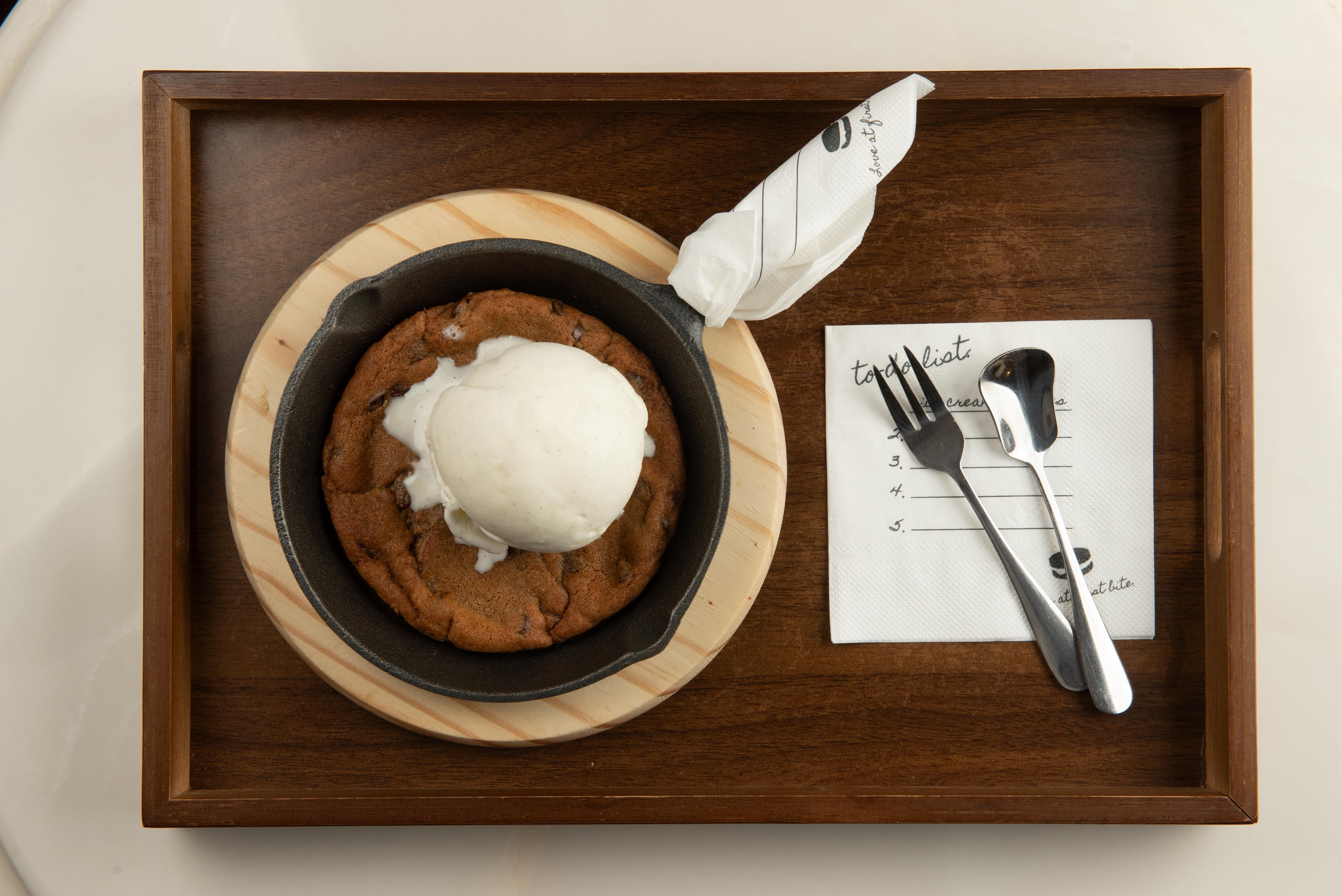 自選曲奇雪糕煎鍋$119