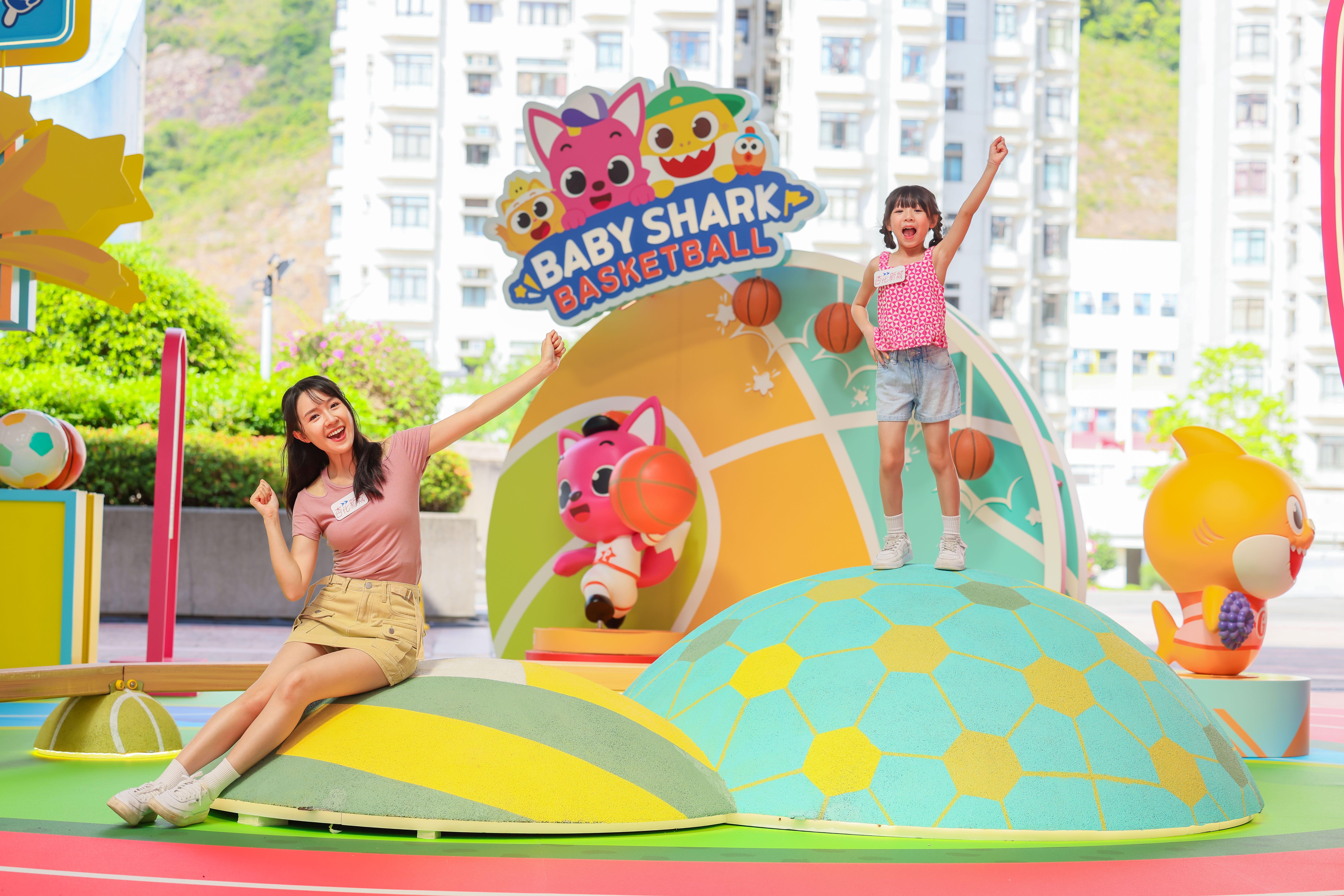 叻叻跳高挑戰站:4種難度籃球跳高拍,由90厘米到150厘米的極限高度,層層遞進,向難度挑戰,激發彈跳爆發力