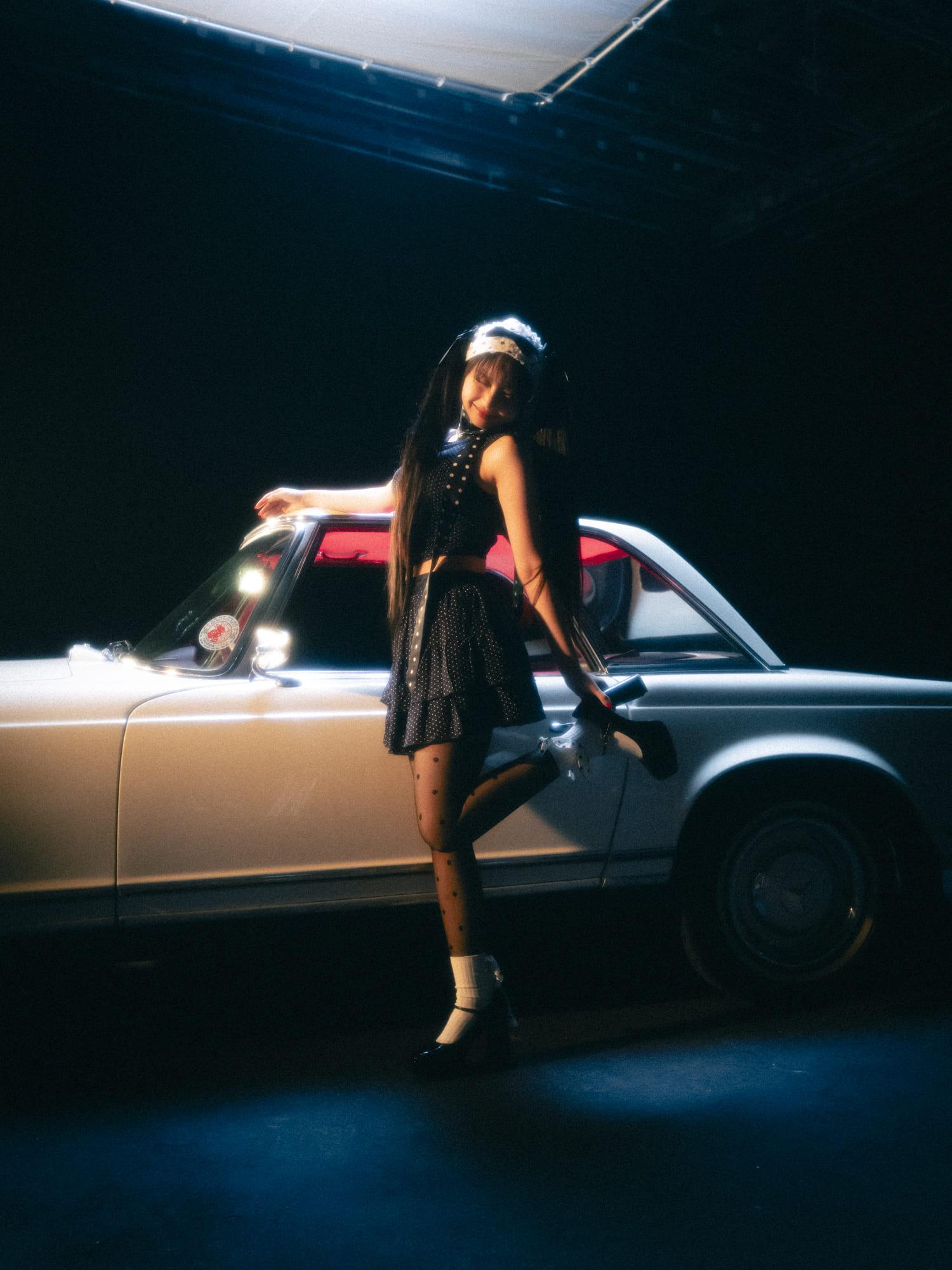 許軼推出新歌《hold on》。