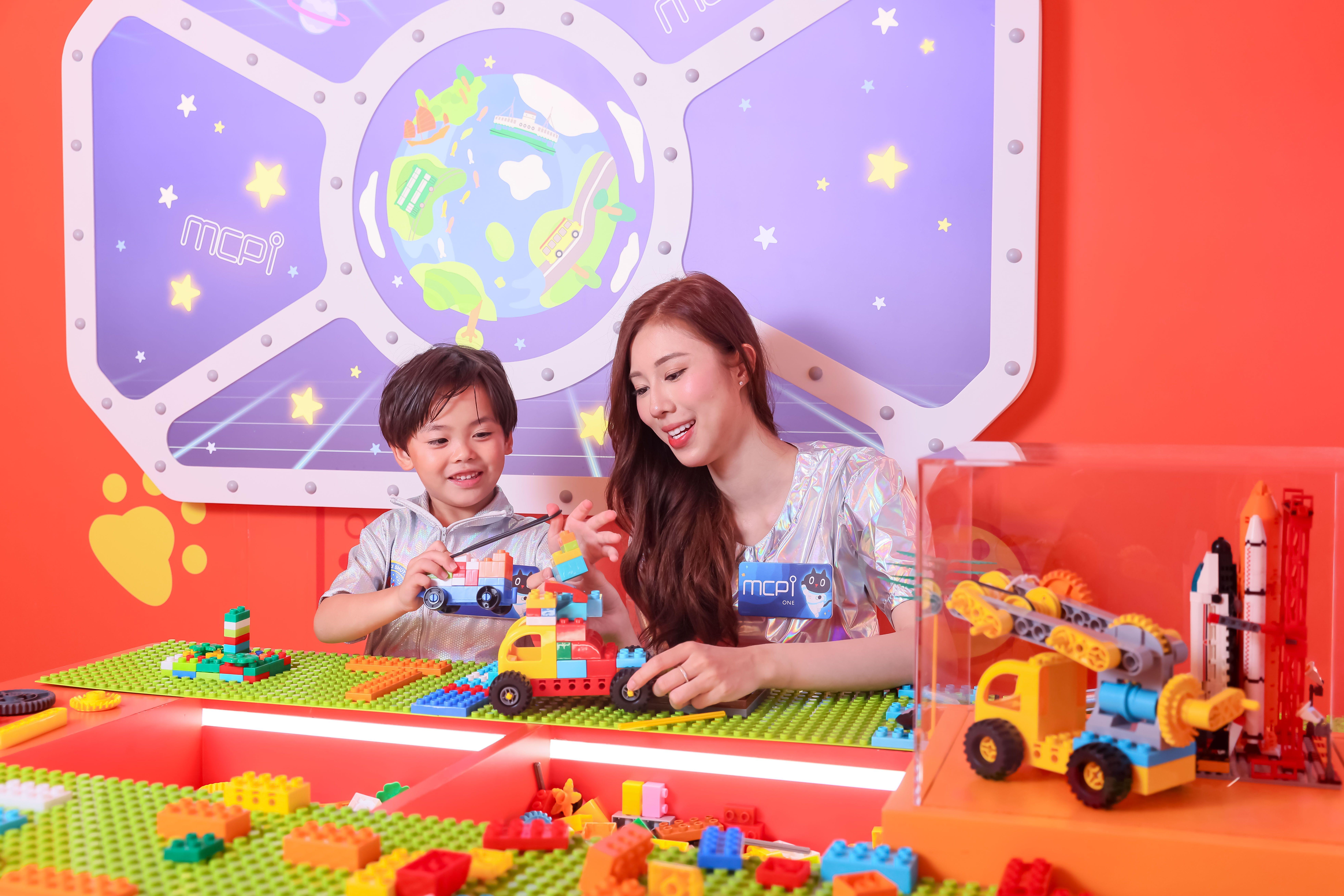 MCPOne_宇宙喵太空站_哈尼創意拼砌室
