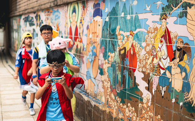 杜震謙執導的香港短片《從前有座山》,於四月意大利烏甸尼遠東電影節中作世界首映。