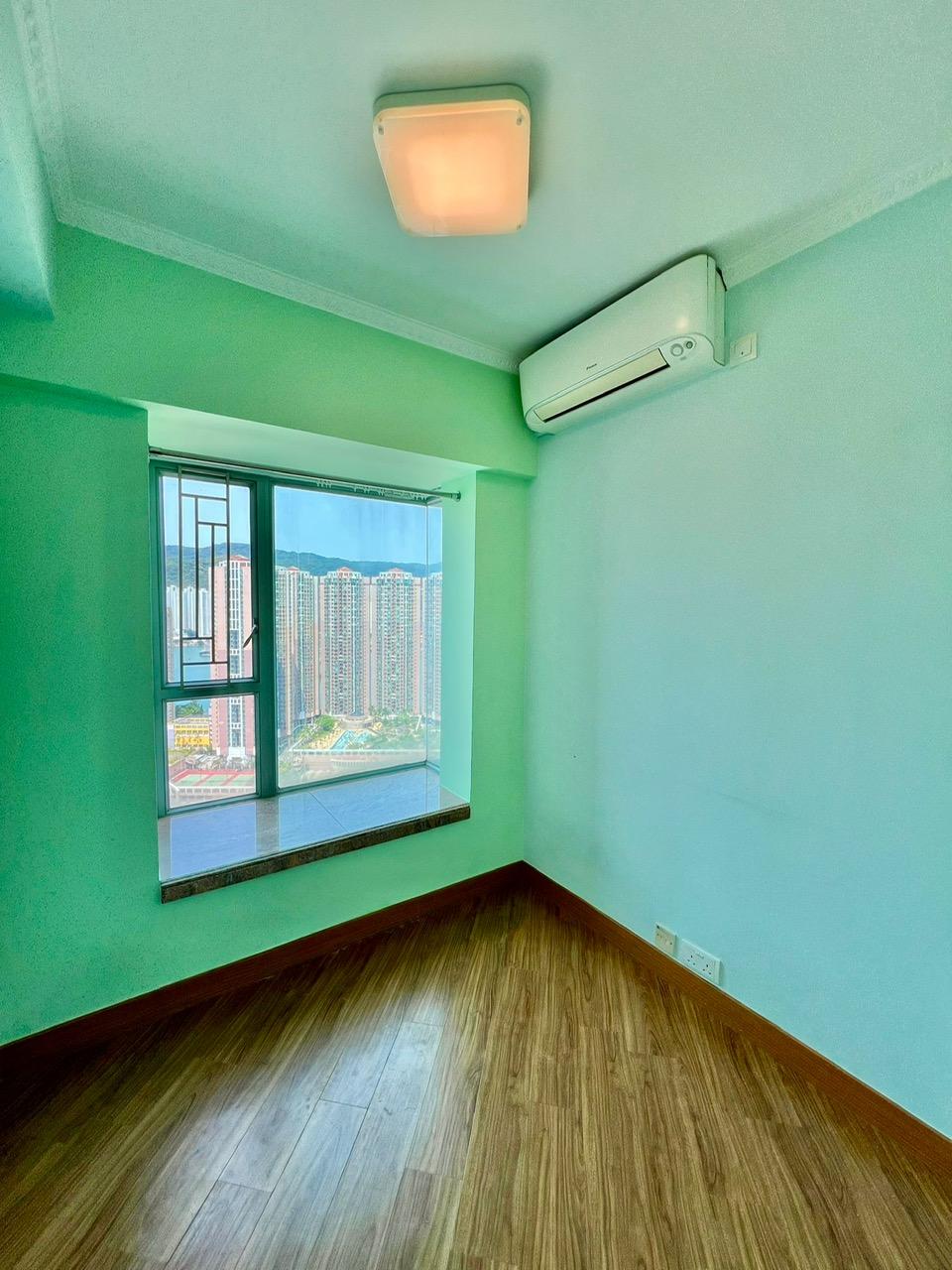 第二間睡房景觀亦開揚,望部分海景。(代理提供)