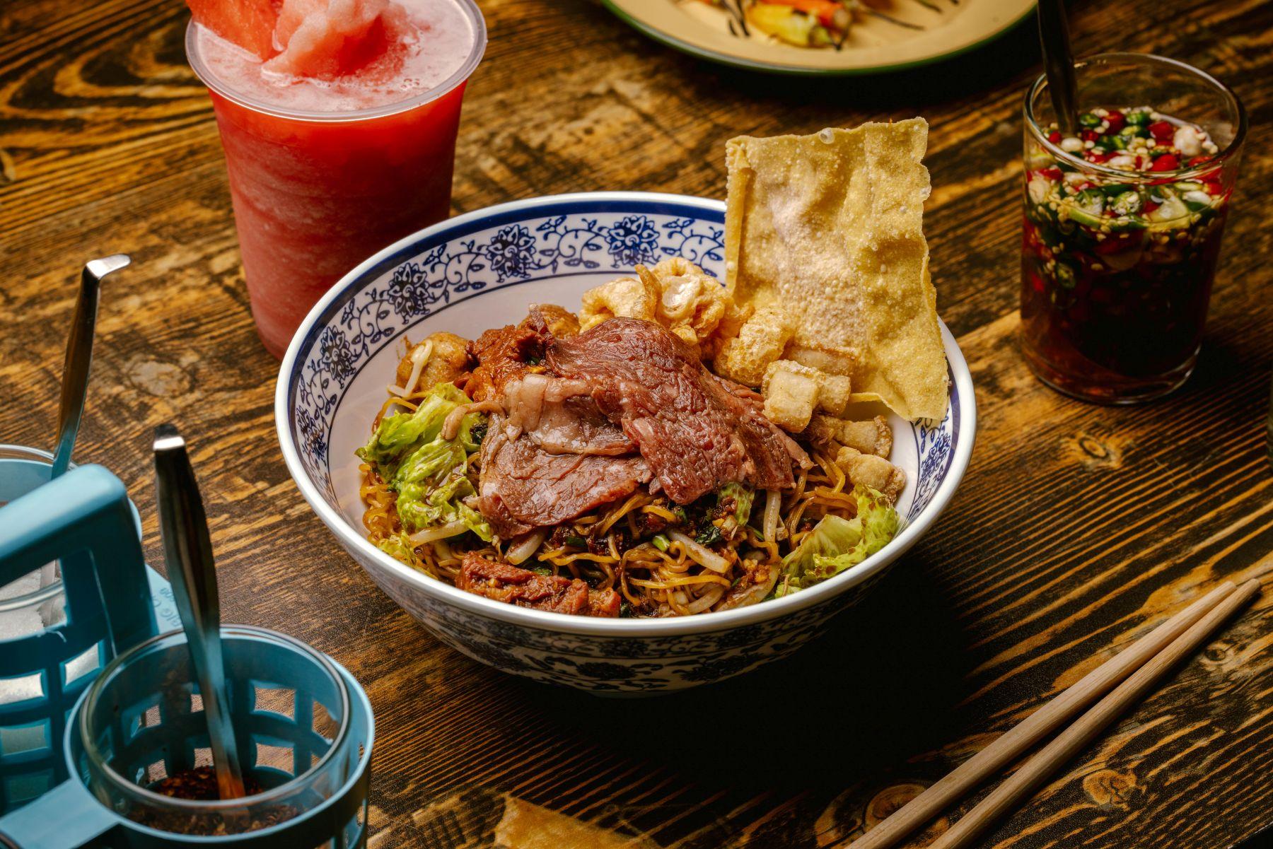 慢煮和牛撈麵($118)