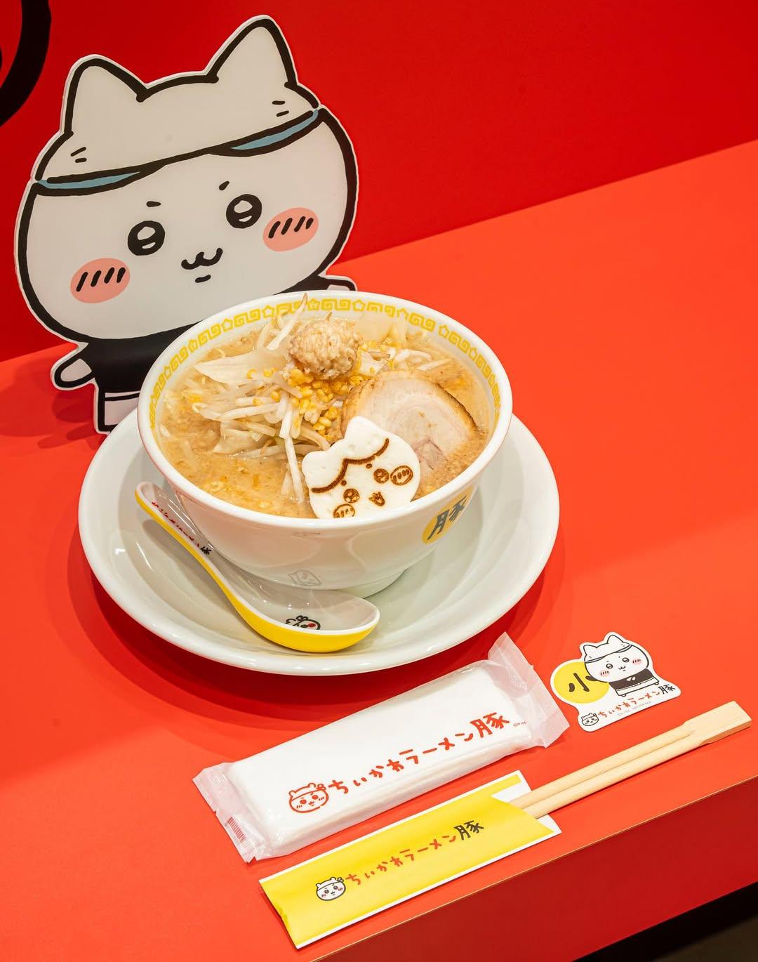 CHIIKAWA拉麵店提供迷你(Chiikawa)、小盛(Hachiware)和大盛(Usagi)3種大小。