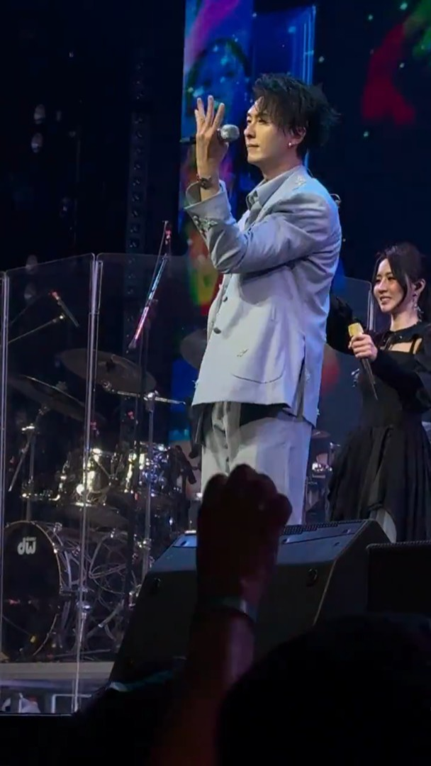 王浩信跳抖音神曲《大展鴻圖》。