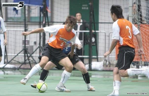 郭Sir大學時期已加入校隊。(左)(受訪者提供)