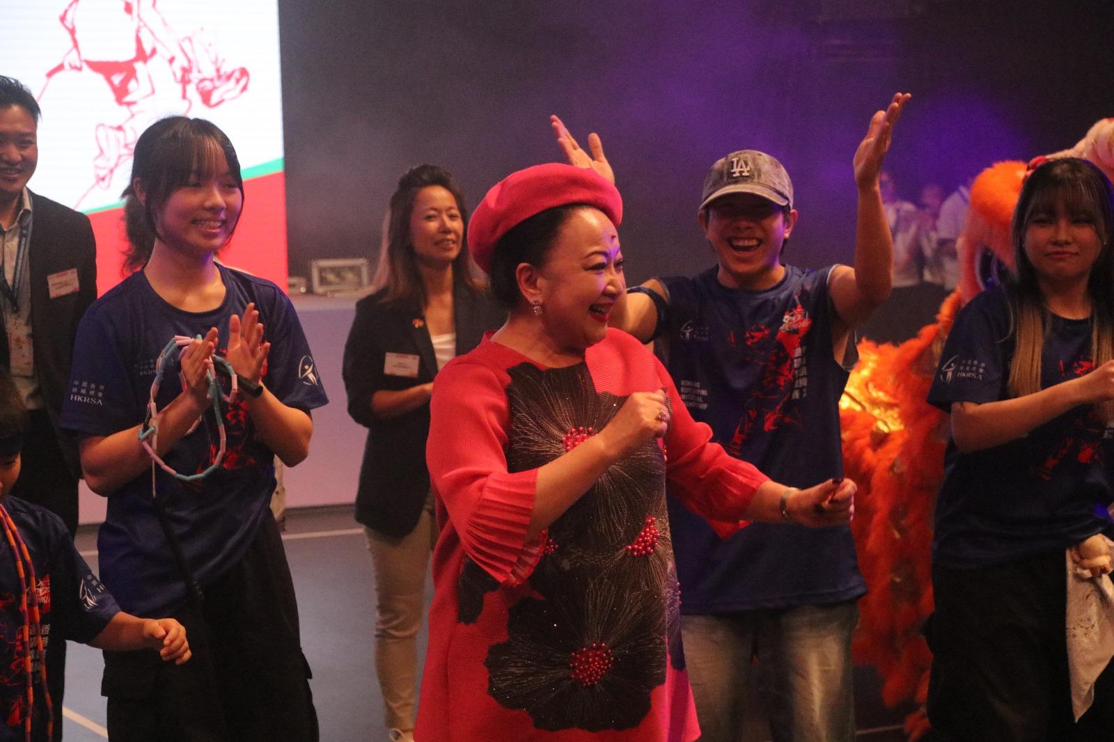 ⾹港跳繩邀請錦標賽,薛家燕到場令現場氣氛升溫。