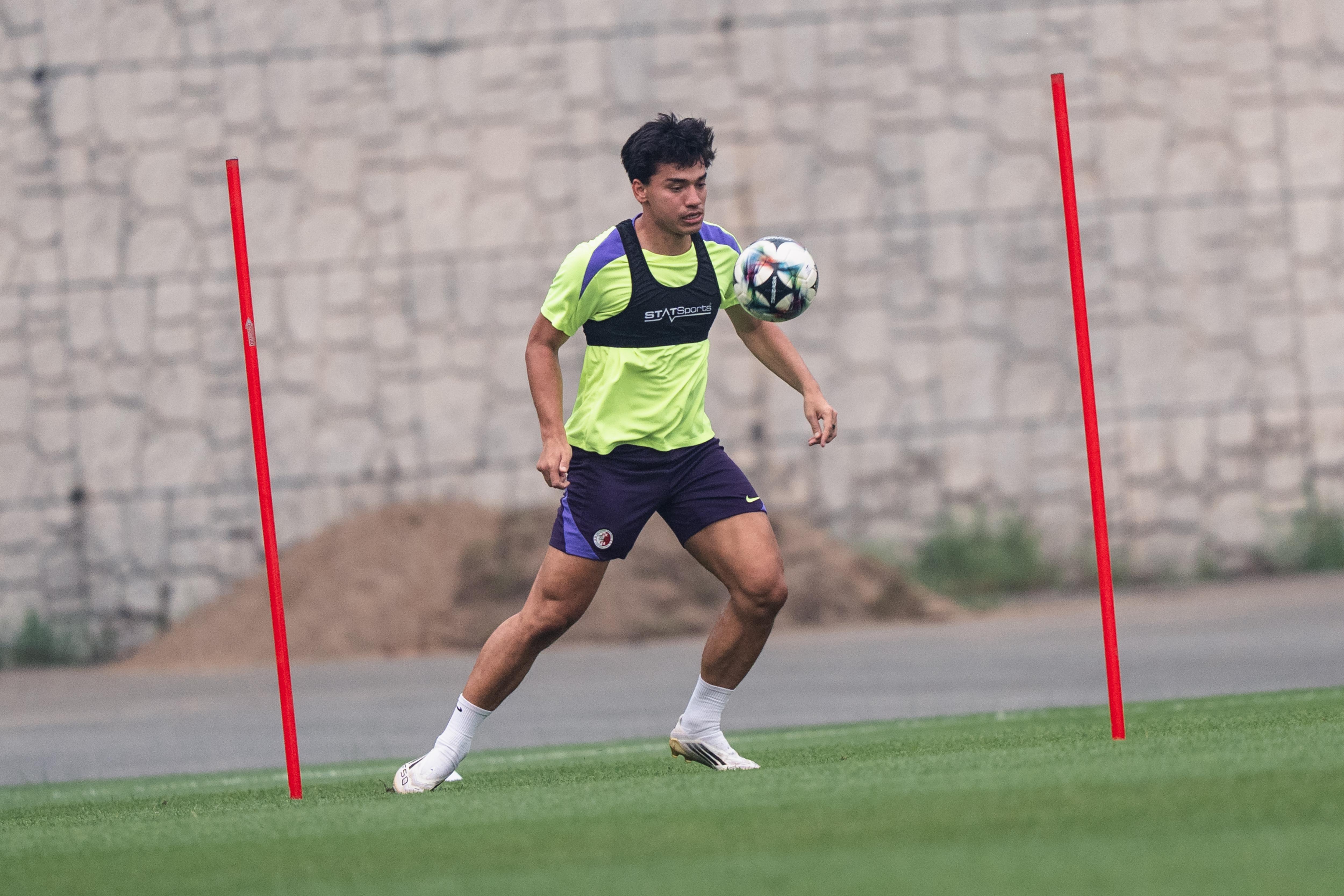 香港隊在備戰對中國隊的東亞盃賽事。(香港足總圖片)