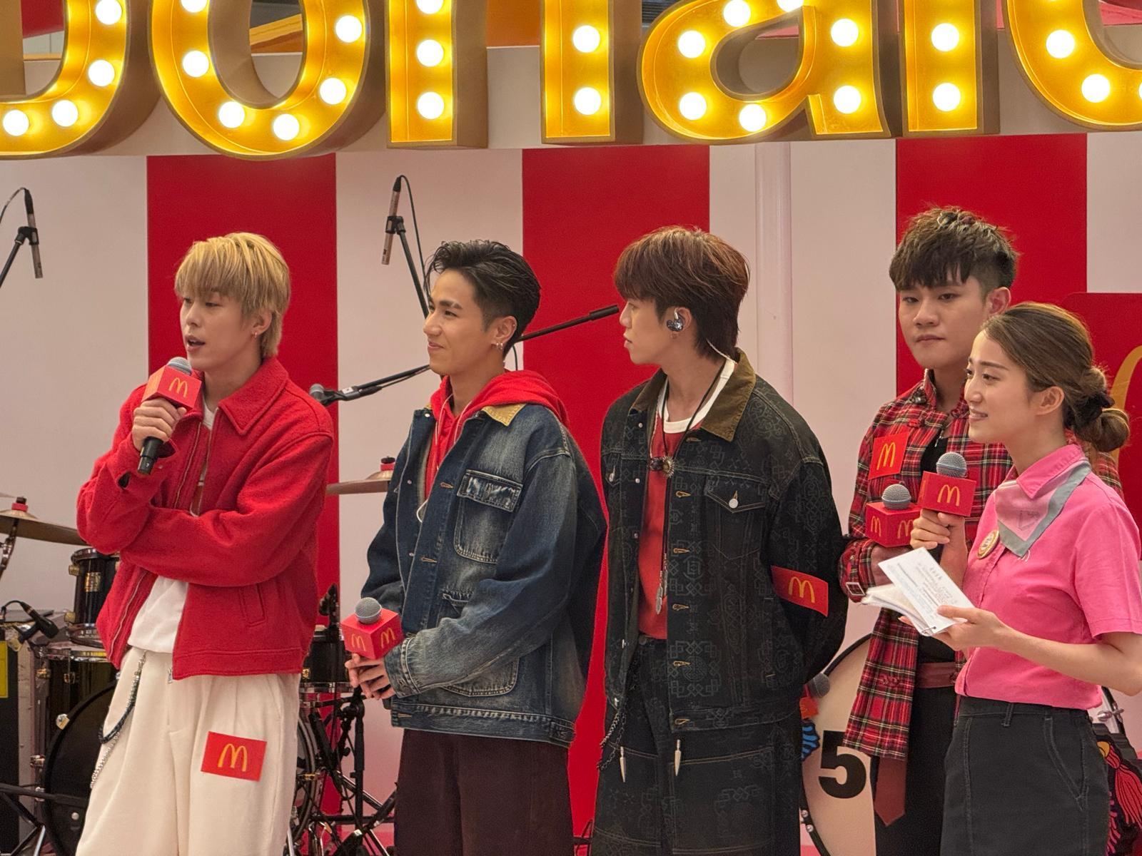 Rover成員卓金樂(Kim)、雷濠權(Jason Loi)、陳鎮亨(亨仔)、王希晉(希晉)到場分享學習心得,為應屆考生送上鼓勵。