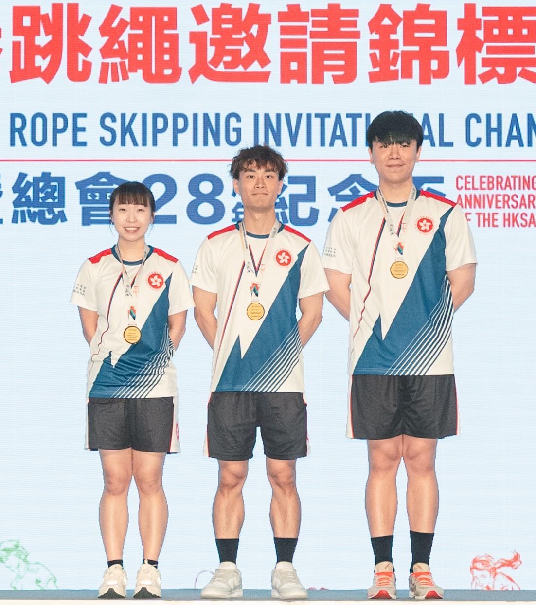 交互繩單人速度比賽混合組廖曉彤、羅駿灝、劉世傑